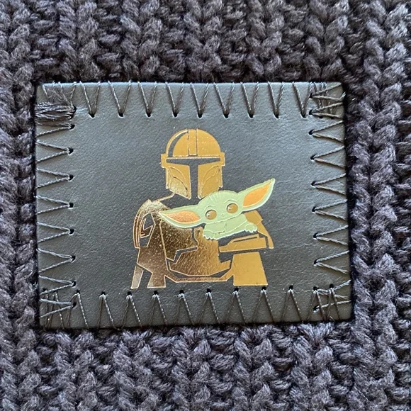 Love Your Melon Star Wars Mandalorian and The Child Black Pom Beanie - Picture 3 of 4